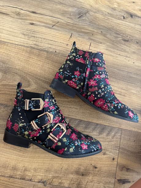 Členkove čižmičky, river island,37