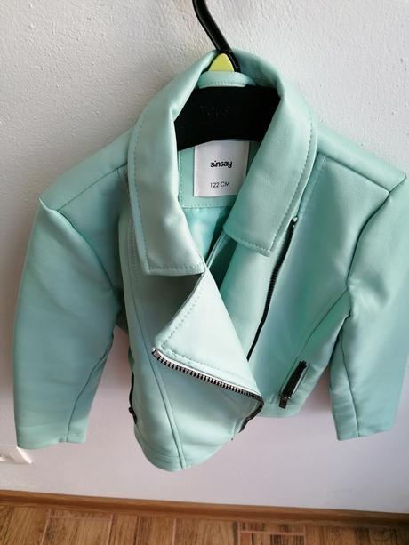 Kozenkova bunda, sinsay,122