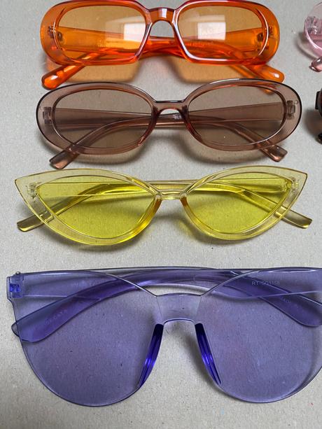Farebné párty okuliare a slnečné okuliare, 