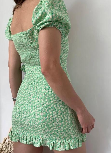 Nádherné kvetinkové viral šaty značky zara, zara,s