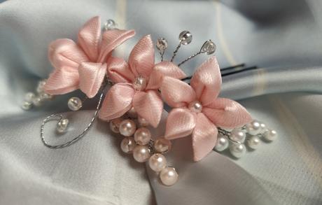 Ľalie s perličkami,