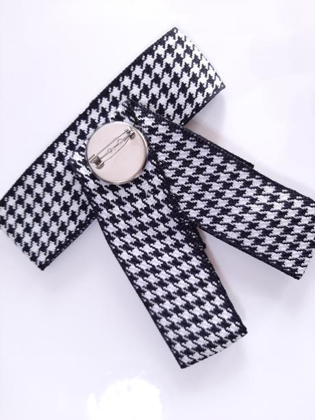 Brošňa mašla pepito, 