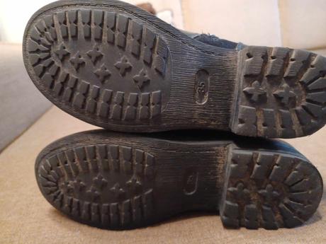 Čierne kovbojské čižmičky, deichmann,35