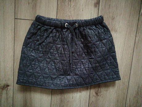 Suknicka reserved, reserved,116