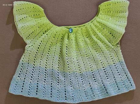 Letný crop top, 122