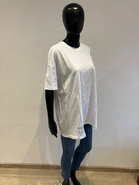 Dámske biele tričko s nápisom bershka (28), bershka,m