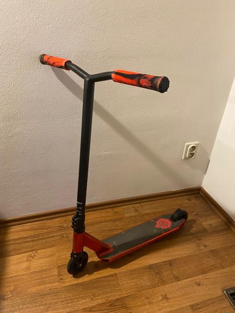 Freestyle kolobežka movino glide, movino