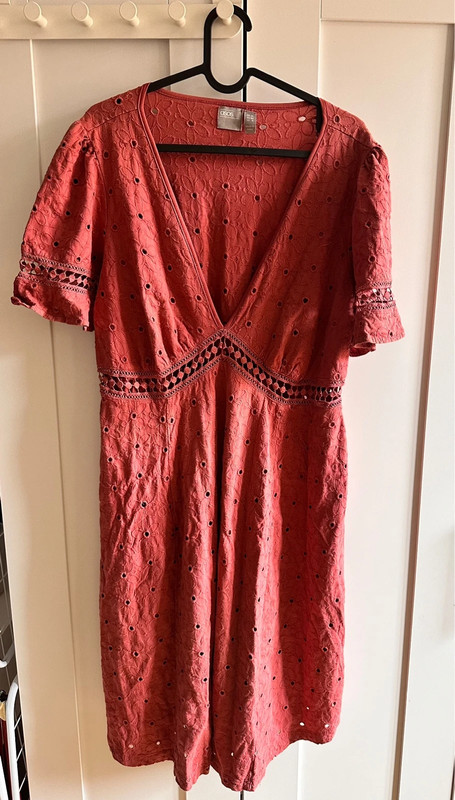 Červené šaty asos, l