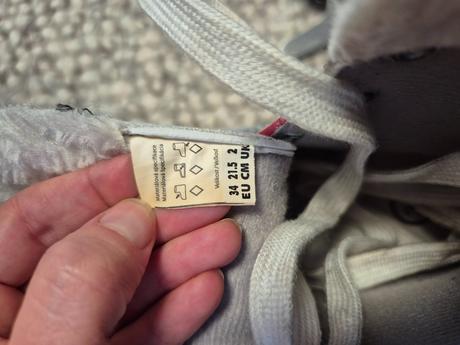 Dievčenské korčule na ľad, crowned,34