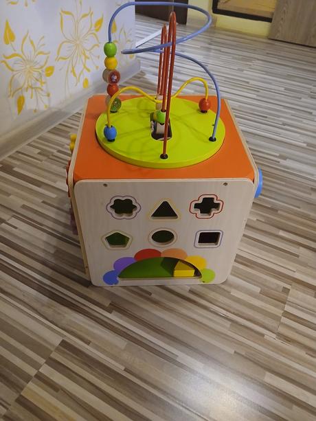 Edukačná drevená kocka, 