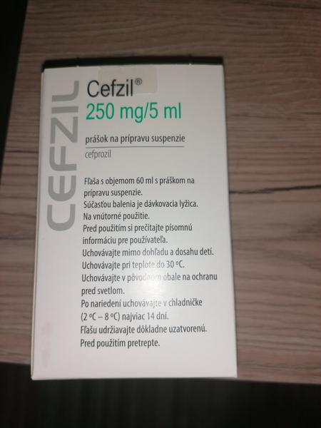 Aké je dávkovanie Cefzilu pre 8 ročné dieťa s váhou 30 kg?