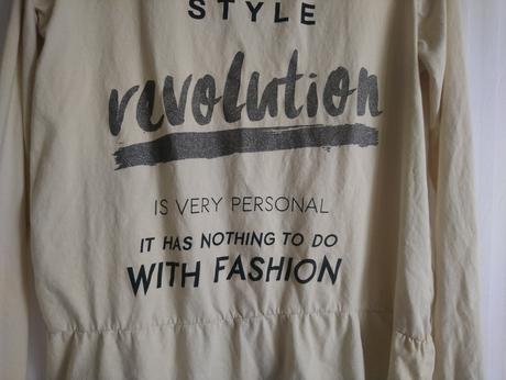 Dámsky krémový top, strieborný nápis, mua, italy, xl