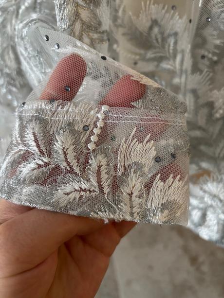 Spoločenské/svadobné šaty, 44