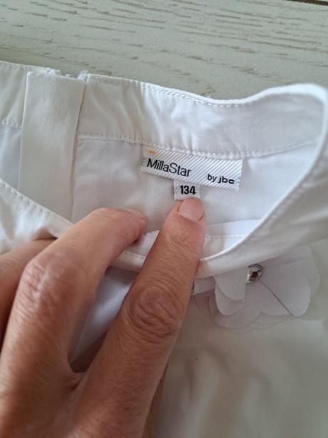 Saty s maslou biele, 134