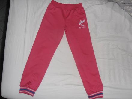 Dievčenské tepláky, 128