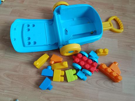 Mega bloks lego kufrík, 