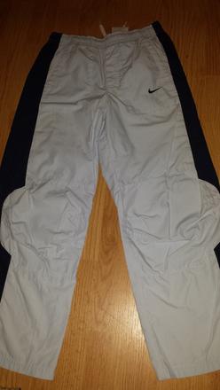 Nike sustakove nohavice, nike,122