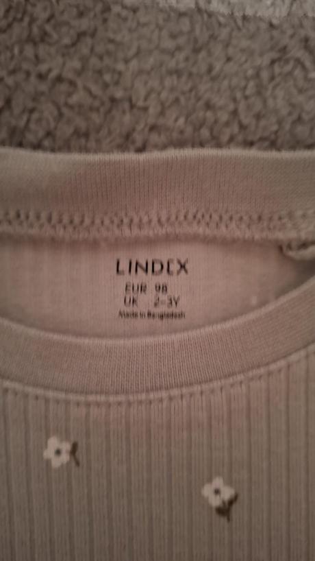 Vrubkované tričko s kvietkami, lindex,98