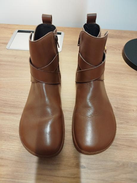 Shapen barefoot členkové čižmy divine brown, 38