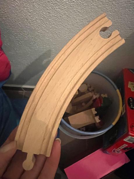 Drevená dráha s elektrickými vlačikmi woody, 