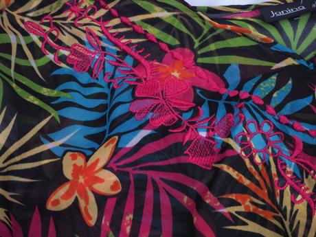 Kvalitný letný plavkový top, 48