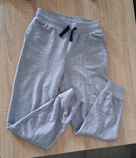 Tepláky veľ.134/140, pepperts,134