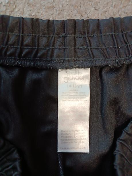 Kraťasy na šport, 164