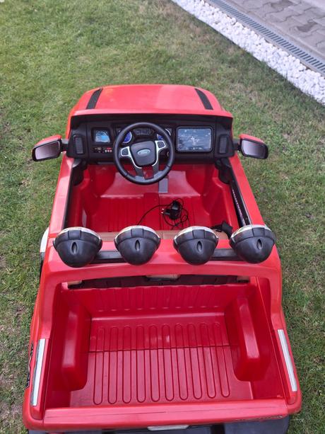 Elektricke auticko ford, 
