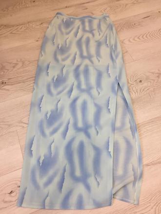 Modrá dlhá sukňa s rozparkom, 32