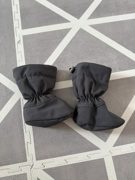 Stoftshellové merino capačky malinky 12,5 cm, 17