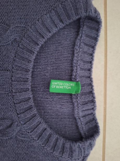 Predam pulover beneton, benetton,134