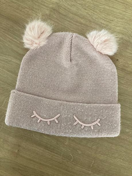 Čiapočka s brmbolcami, h&m,110