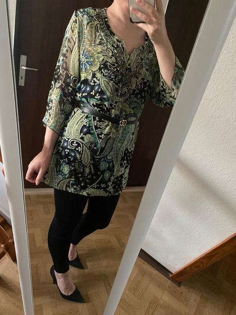 Vzorovaná blúzka, 44