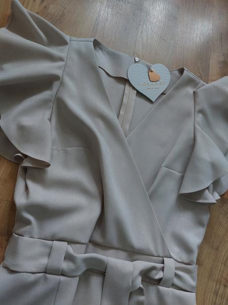 Dámske šaty, l / s