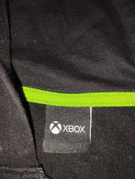 Mikina xbox, 146