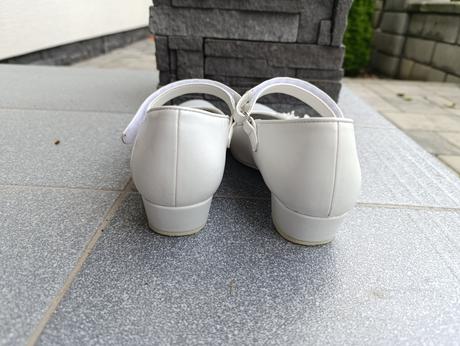 Topánky na 1.sv. prijímanie, graceland,36