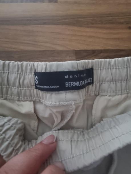 Béžove elegantne sortky, denim co,s