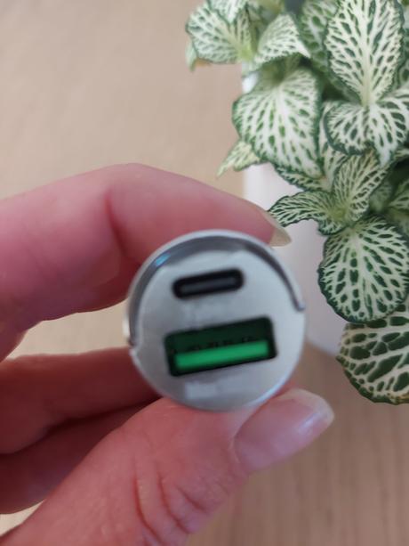 Nová usb, typ c nabijacka do auta,