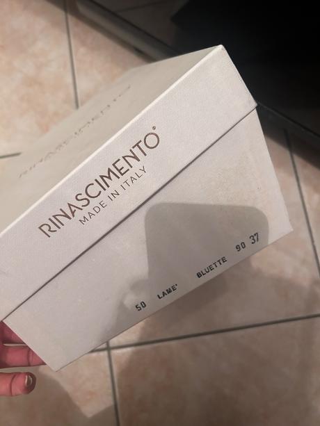 Rinascimento sandálky, 37