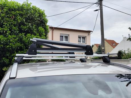 Strešný nosič na lyže amos bis ski-lock-5, 
