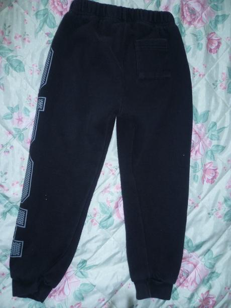 Chlapčenské tepláky, 116