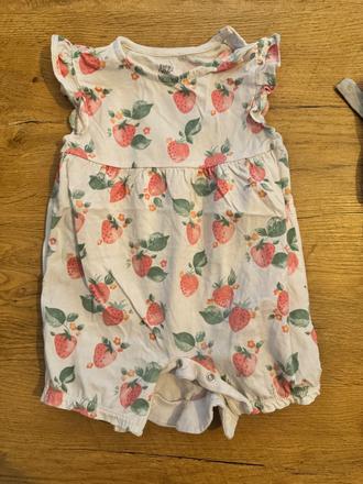 Opalovacky body overal, zara,86