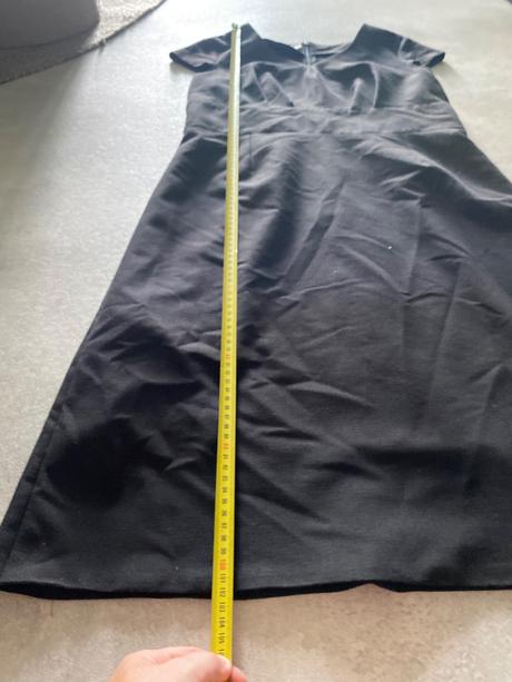 Business saty prestrihnute pod prsiami anmar, 42