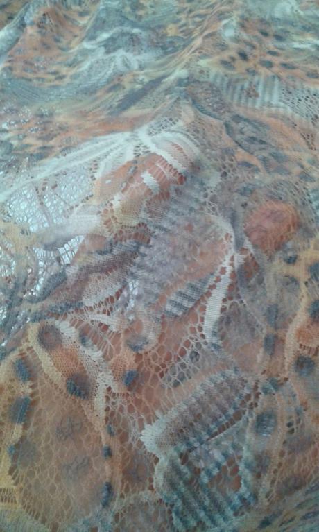 Spoločenská čipkovaná blúzka, 44