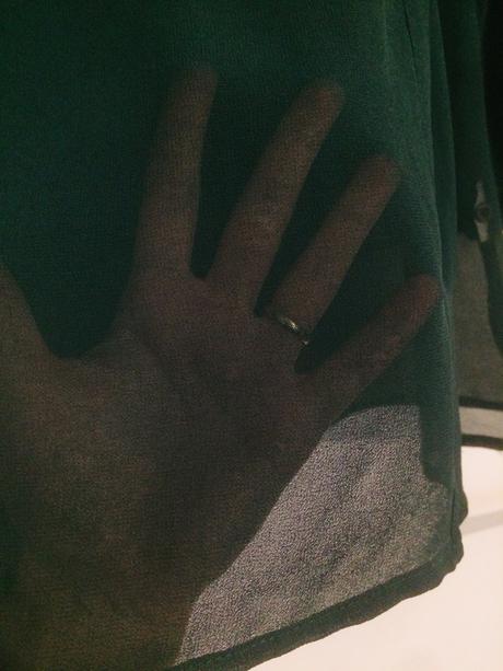 Tmavozelena bluzka s riasenim, vero moda,l