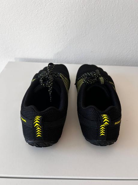 Batefoot tenisky rock spring, 41