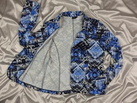 Kvalitný blejzer, 42