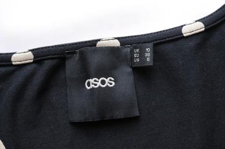 Šaty - bezchybný stav, m