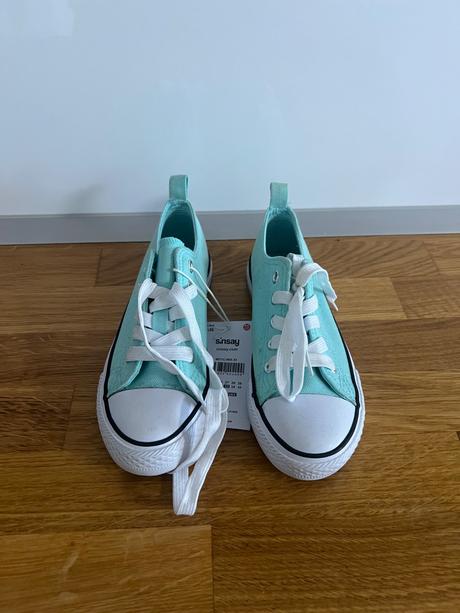 Nenosené tenisky, sinsay,33