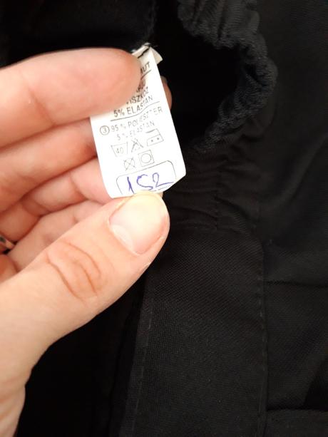 Elegantne nohavice, 152